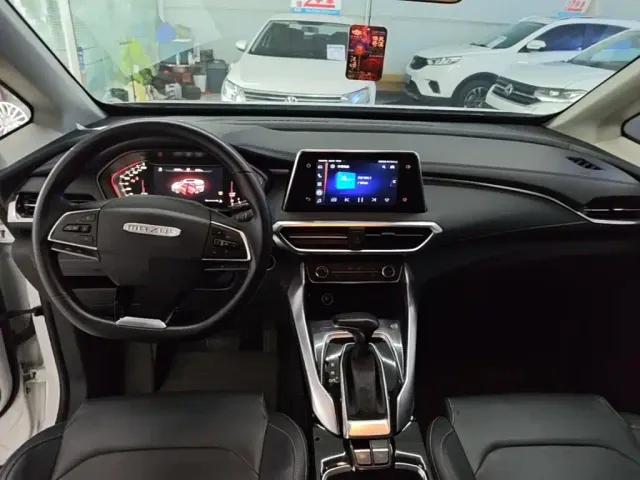 Maxus G50 — Фото автомобиля 9