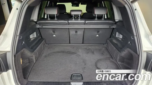 Mercedes-Benz GLB-Class — Фото автомобиля 11