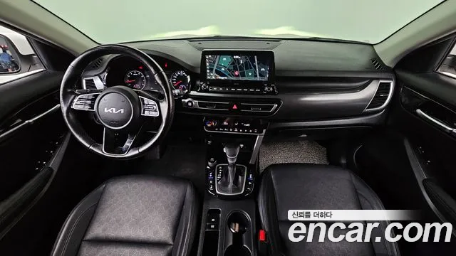 Kia Seltos — Фото автомобиля 7