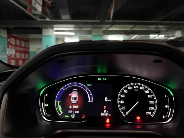 Honda Accord — Фото автомобиля 9