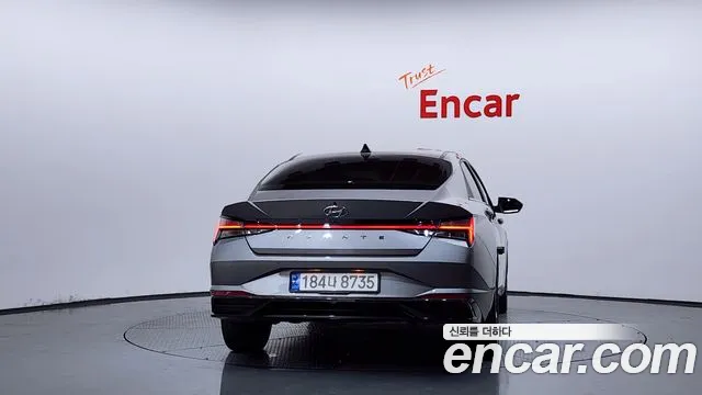 Hyundai Avante CN7 — Фото автомобиля 4
