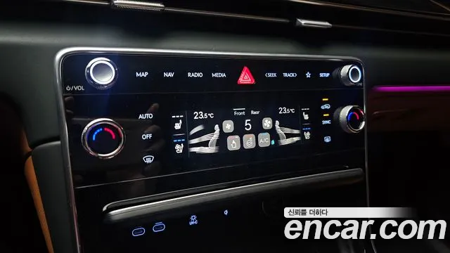 Genesis GV80 2.5T Бензин 2WD — Фото автомобиля 18