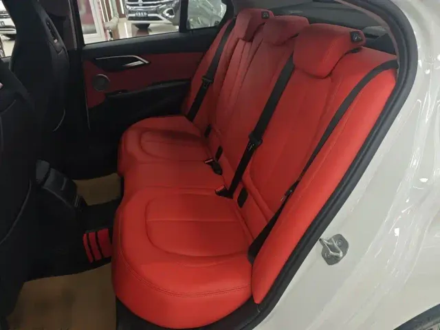 BMW 1 Series — Фото автомобиля 22