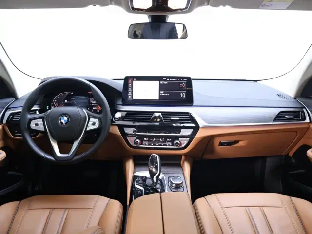 BMW 6 Series Gran Turismo — Фото автомобиля 13