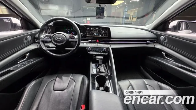 Hyundai AVANTE Новый Avante (CN7) — Фото автомобиля 7
