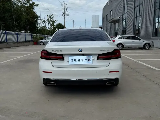 BMW 5 Series — Фото автомобиля 7