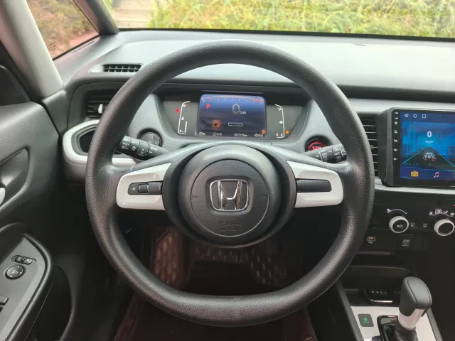 Honda Fit — Фото автомобиля 13