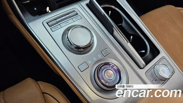 Genesis GV80 — Фото автомобиля 9