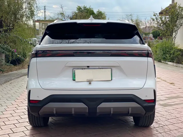 Geely Galaxy L7 — Фото автомобиля 5