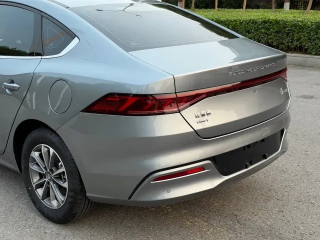 BYD Qin PLUS — Фото автомобиля 16