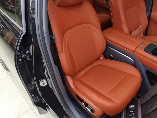 Dongfeng eπ 008 — Фото автомобиля 24