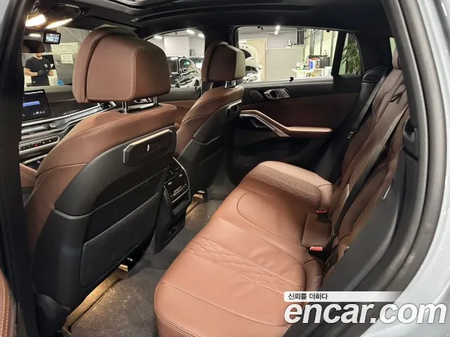 BMW X6 — Фото автомобиля 10