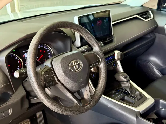Toyota Wildlander — Фото автомобиля 10
