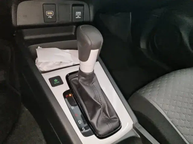 Honda Fit — Фото автомобиля 10