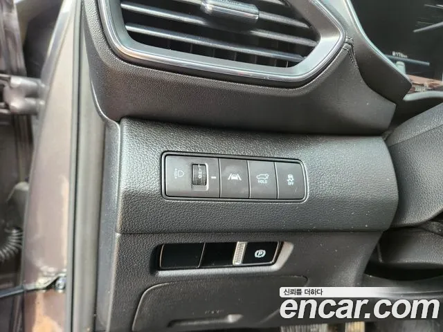 Hyundai Santafe Новый Santa Fe Дизель 2.2 4WD — Фото автомобиля 10