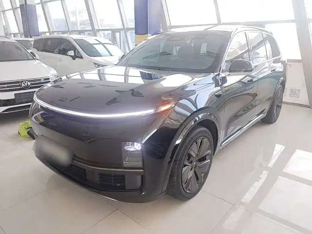 Фотография автомобиля — Li Auto L9