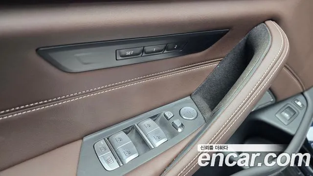 BMW 5 Series — Фото автомобиля 25