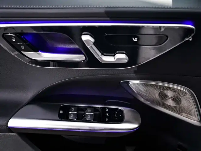 Mercedes-Benz C-Class — Фото автомобиля 24