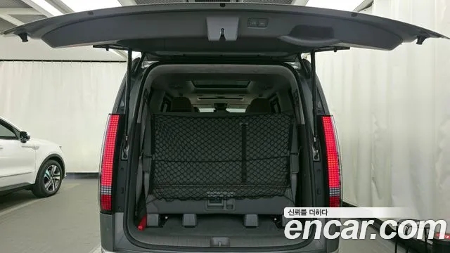 Hyundai Staria Staria 4WD Lounge 9 мест — Фото автомобиля 20