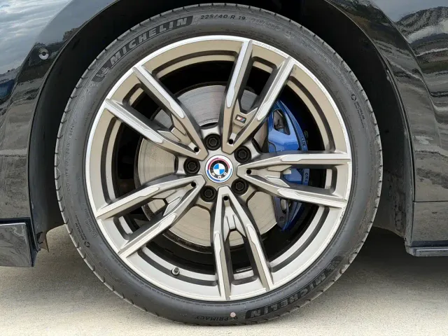 BMW M240i — Фото автомобиля 8