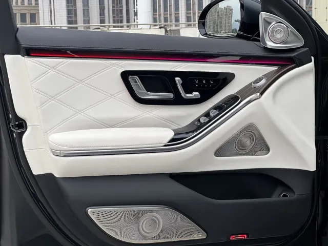Mercedes-Benz Maybach S-Class — Фото автомобиля 19