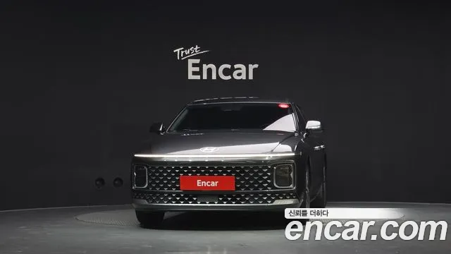Hyundai Grandeur Grandeur (GN7) 2.5 Бензин 2WD — Фото автомобиля 3