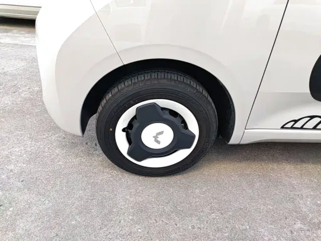 Wuling Hongguang Mini EV — Фото автомобиля 22