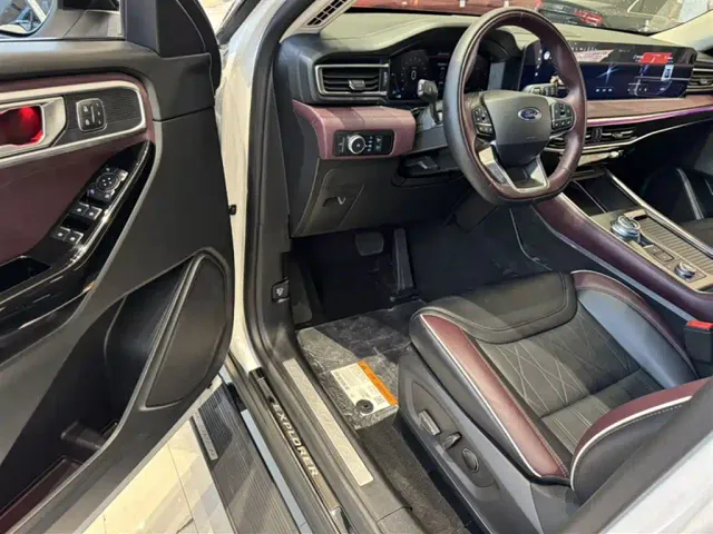 Ford Explorer — Фото автомобиля 13