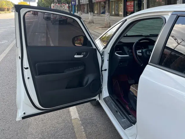 Honda Fit — Фото автомобиля 8