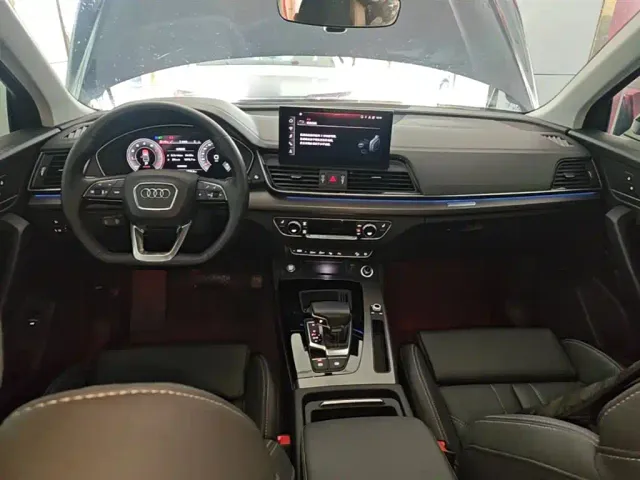 Audi Q5L — Фото автомобиля 9