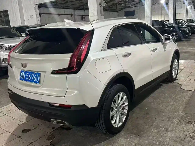 Cadillac XT4 — Фото автомобиля 4