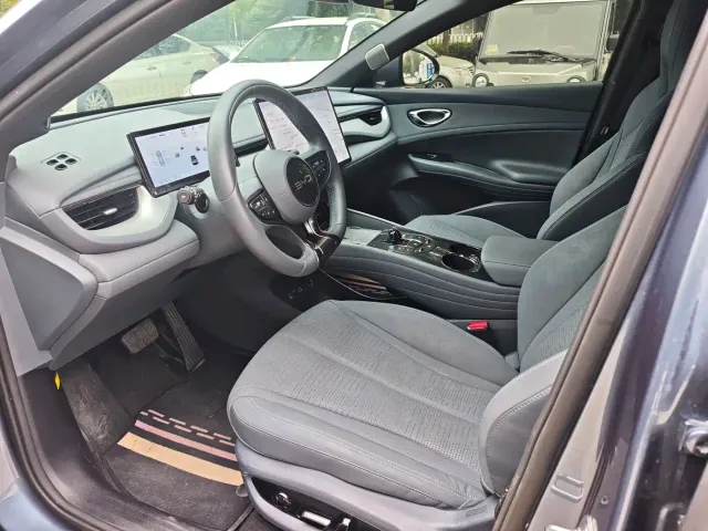 BYD Seal 06 GT — Фото автомобиля 8