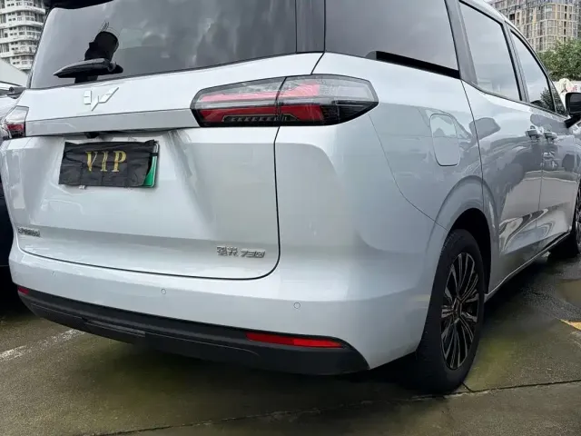 Wuling Motors Xingguang 730 New Energy 2025 Model Plug-in Hybrid Base Version — Фото автомобиля 16