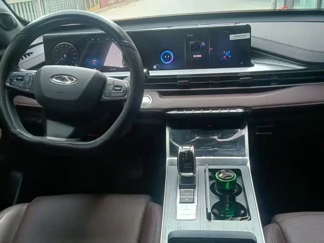 Chery Tiggo 7 2025 Excellence 1.5T CVT Luxury Edition — Фото автомобиля 8
