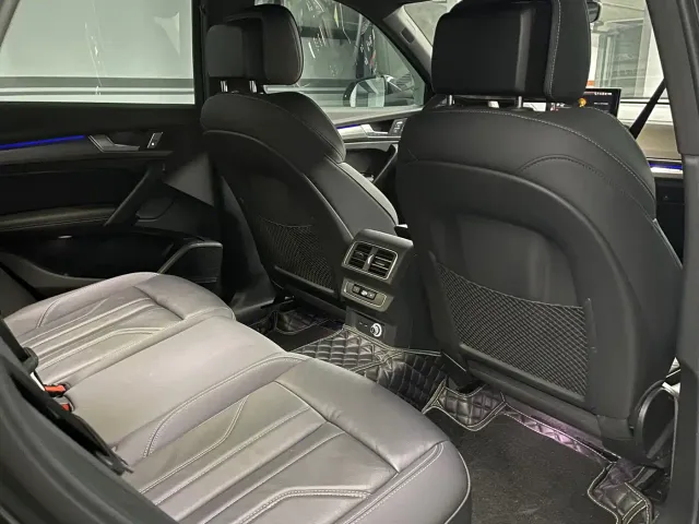 Audi Q5L — Фото автомобиля 20