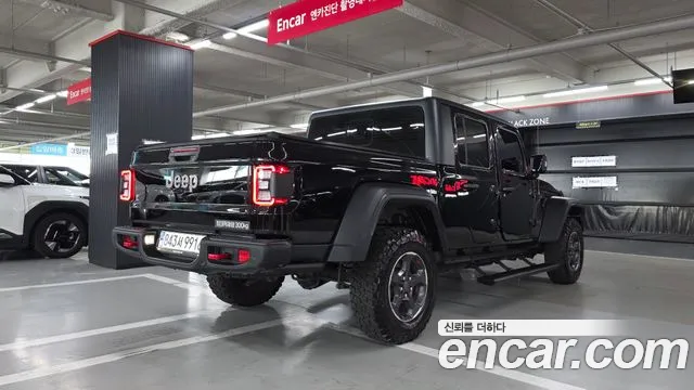 Jeep Gladiator Gladiator (JT) — Фото автомобиля 2