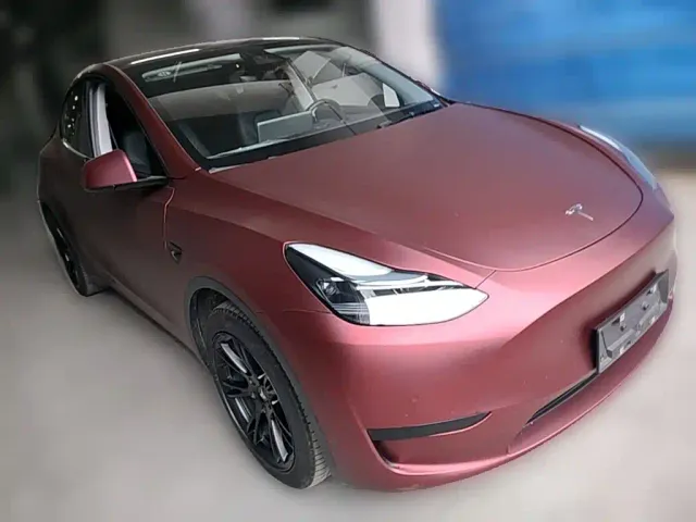 Tesla Model Y — Фото автомобиля 5