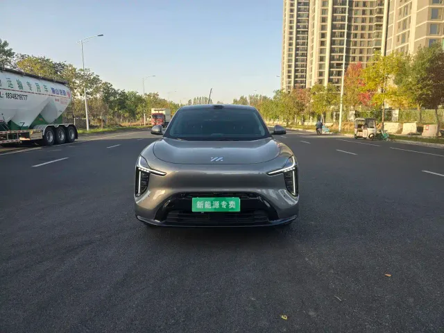 IM Motors LS6 — Фото автомобиля 2
