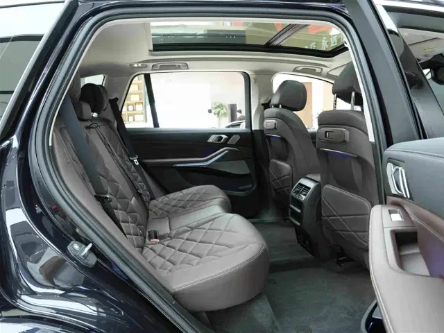 BMW X5 — Фото автомобиля 13