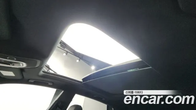 Audi Q8 55 TFSI quattro Premium — Фото автомобиля 16