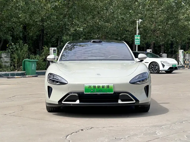 Xiaomi SU7 — Фото автомобиля 2