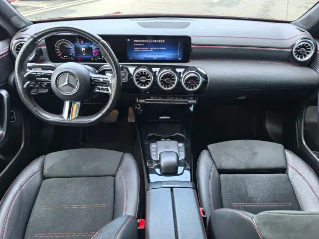 Mercedes-Benz A-Class — Фото автомобиля 15