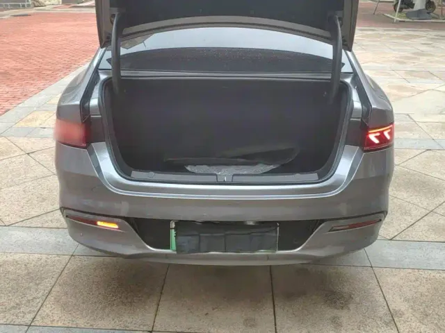 BYD Qin PLUS — Фото автомобиля 18