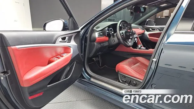 Genesis G70 — Фото автомобиля 15