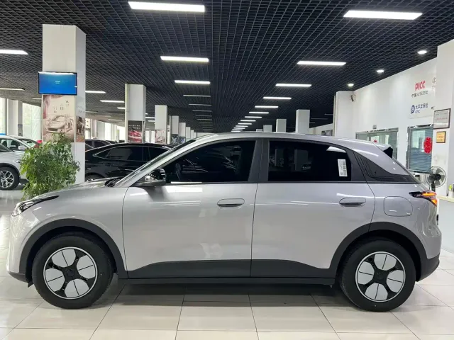 Geely Starry Wish — Фото автомобиля 3