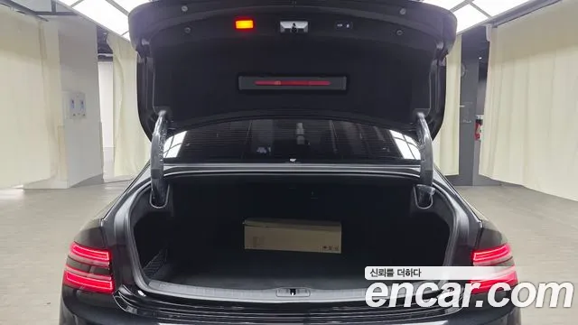 Genesis G80 RG3 — Фото автомобиля 25