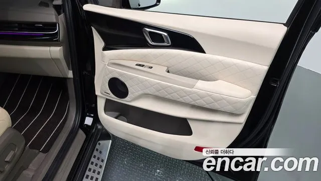 Kia Carnival 4th Gen — Фото автомобиля 13