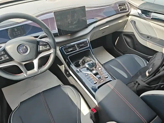 BYD Qin PLUS — Фото автомобиля 13