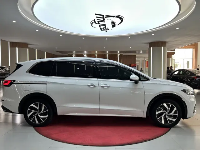 Volkswagen Viloran — Фото автомобиля 4
