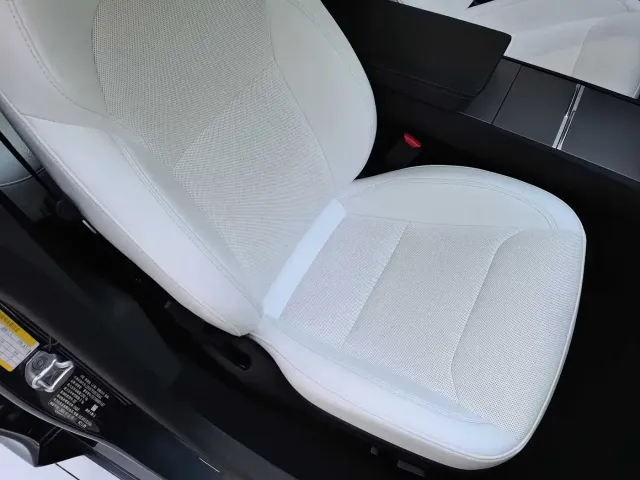 Tesla Model 3 2023 Rear-Wheel Drive — Фото автомобиля 10